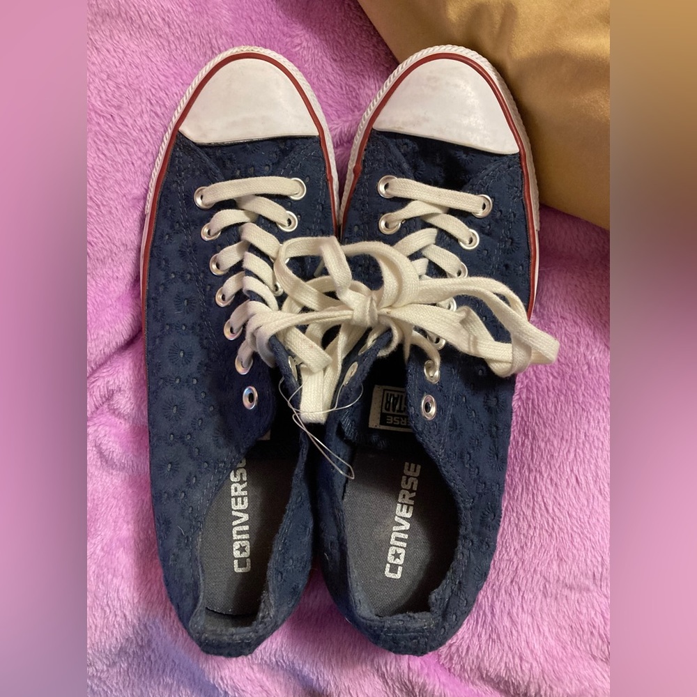 Blue lace Converse all stars
